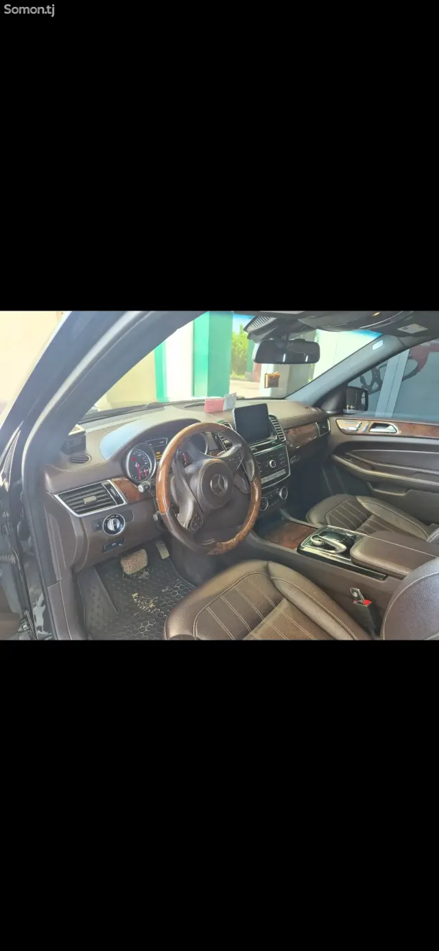 Mercedes-Benz GLS 2017 · 4.5 AT