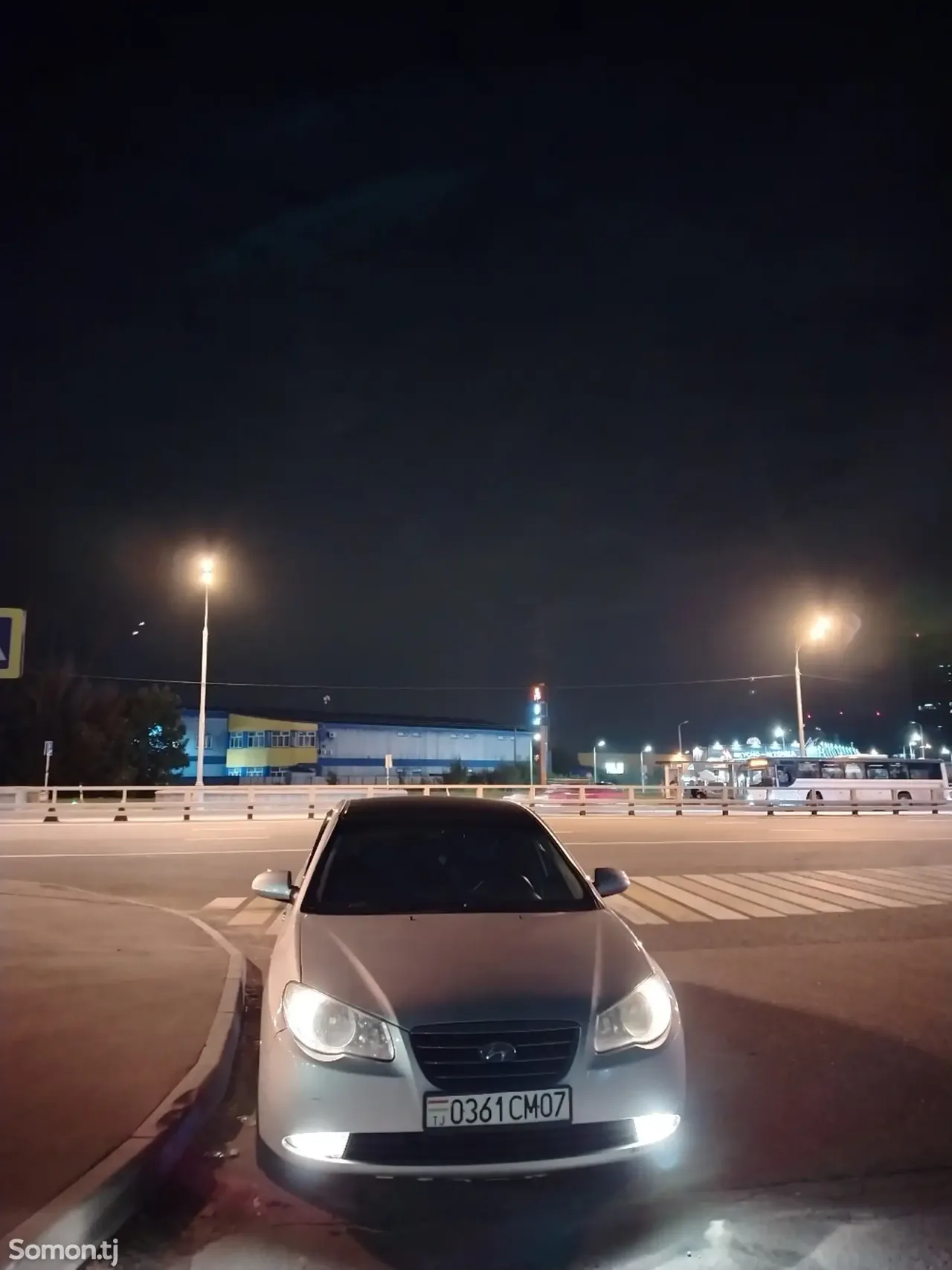 Hyundai Avante 2009 · 1.6 AT