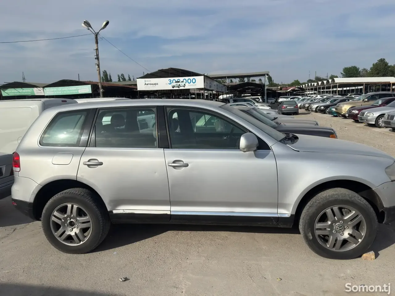 Volkswagen Touareg 2005 · 3.2 AT
