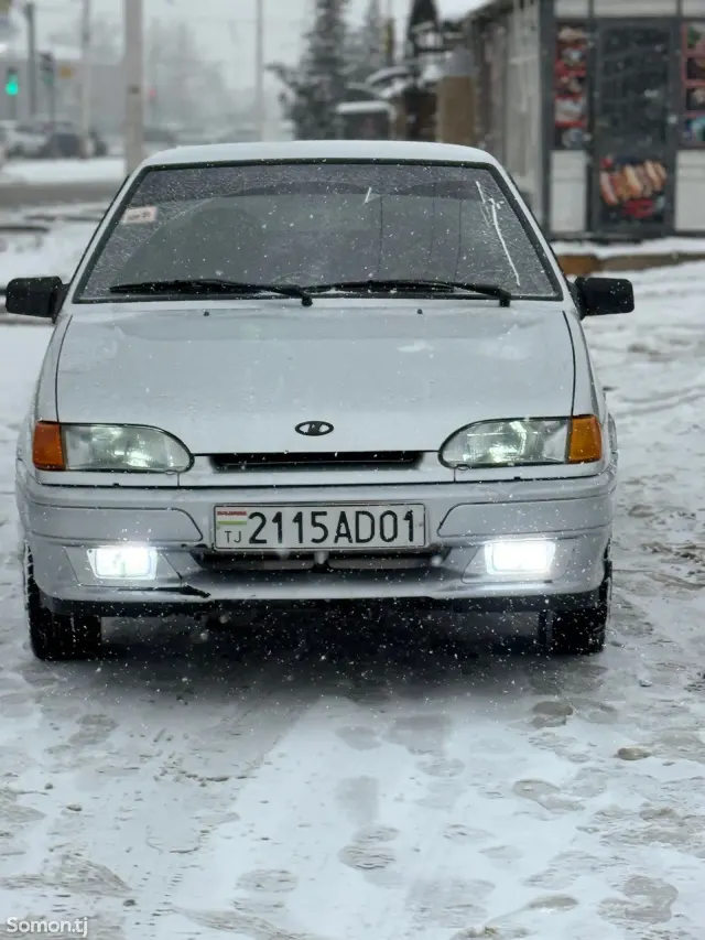 Lada (ВАЗ) 2115 2006 · 1.6 MT