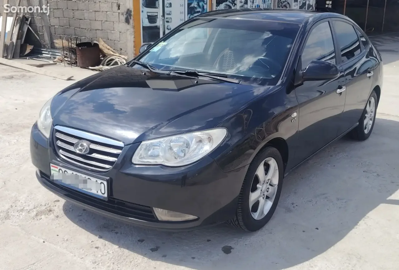 Hyundai Avante 2009 · 1.6 AT