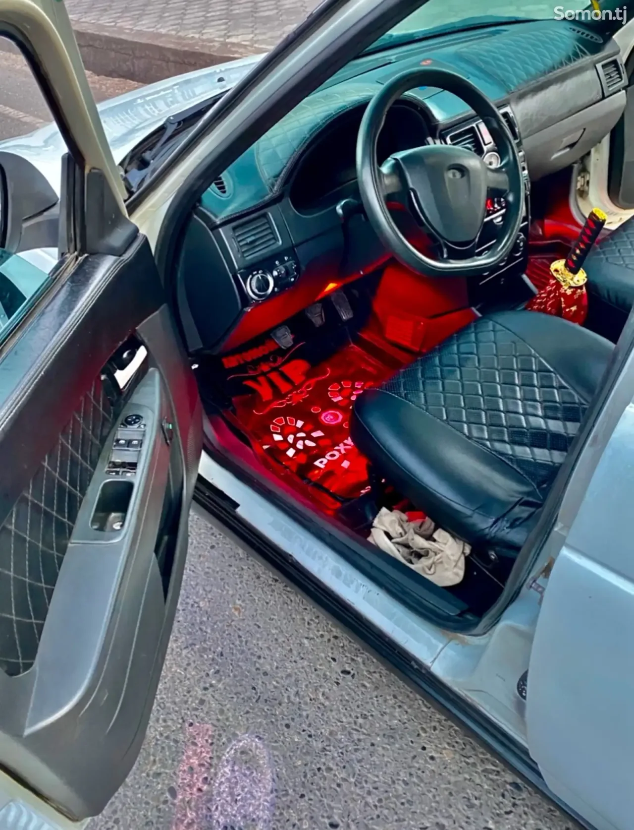 Lada (ВАЗ) Priora 2013 · 1.6 MT