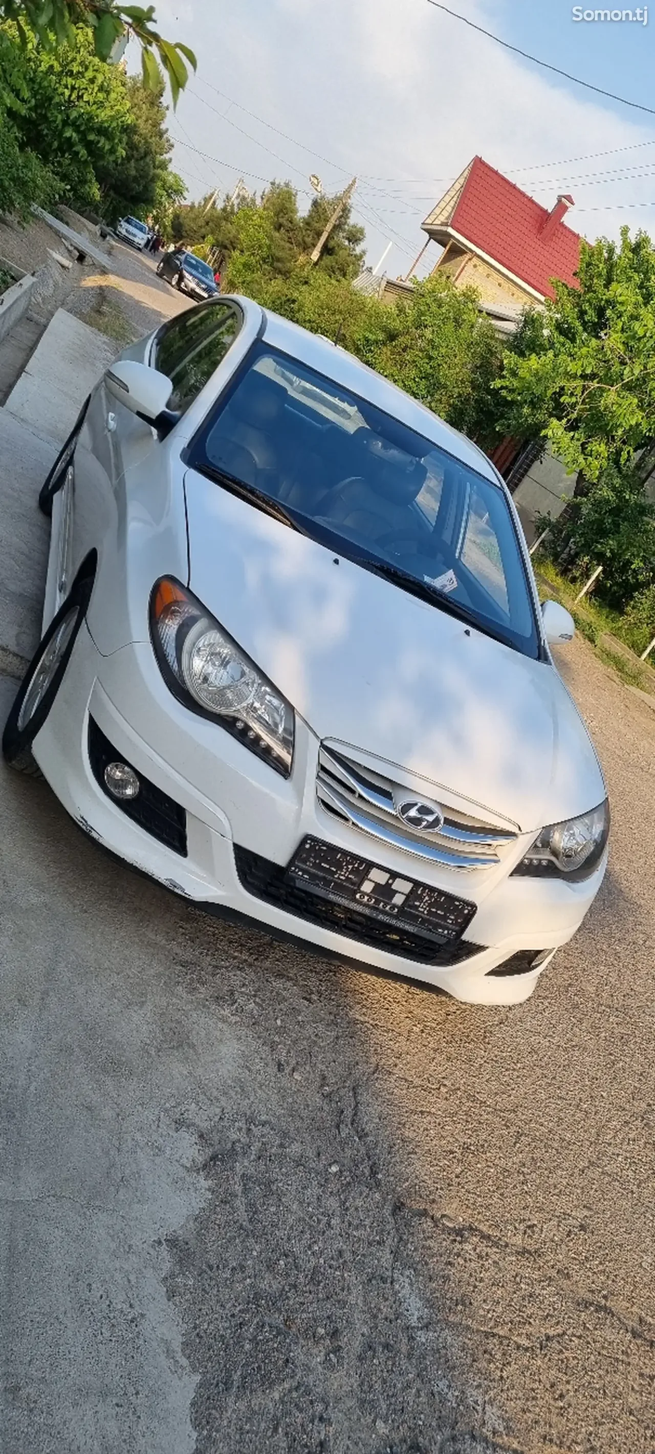 Hyundai Avante 2011 · 1.6 AT