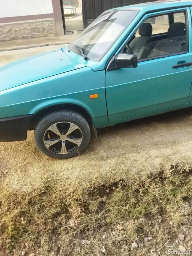 Lada (ВАЗ) 2109 1996 · 1.5 MT