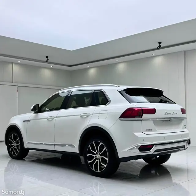 Zotye Domy X7 2018 · 2.0 AT