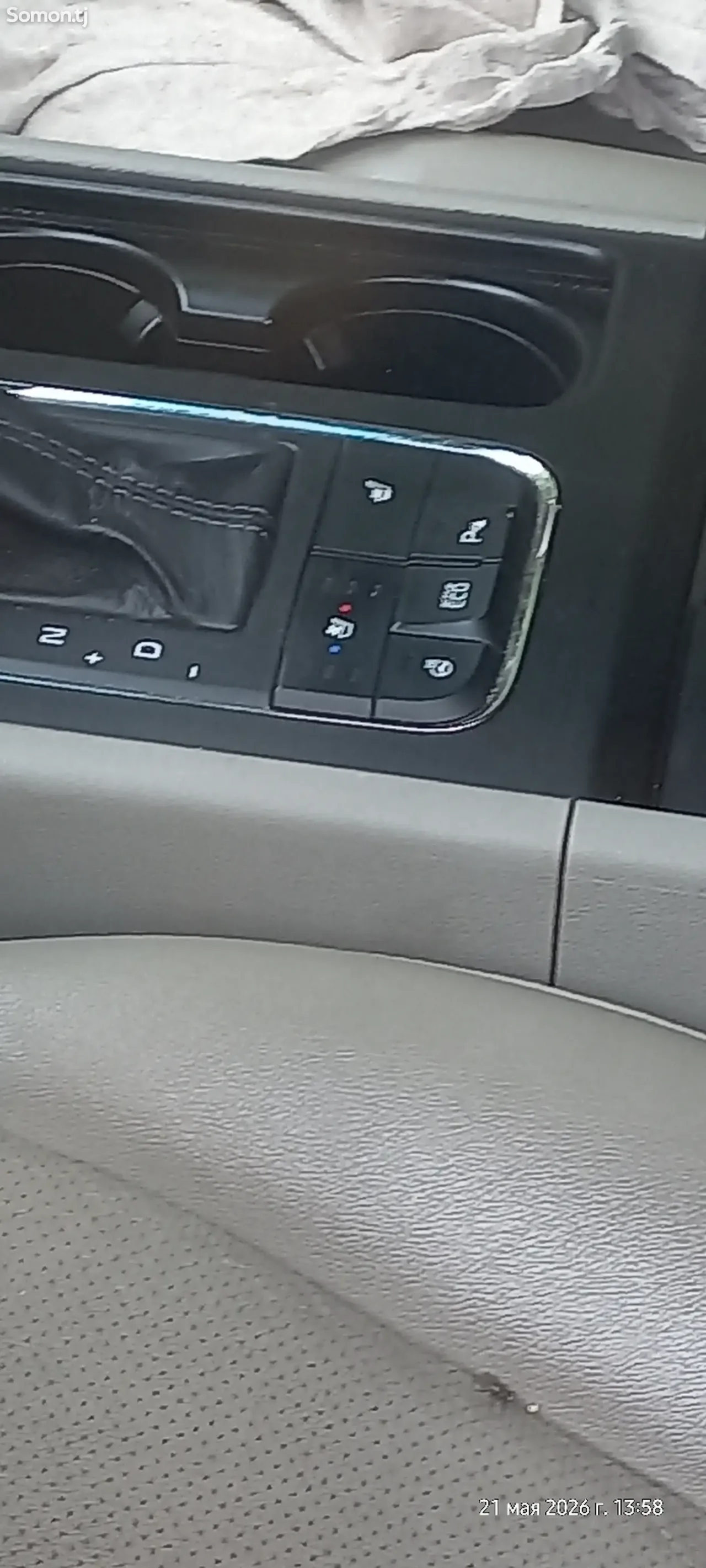 Kia Carnival 2016 · 2.2 AT