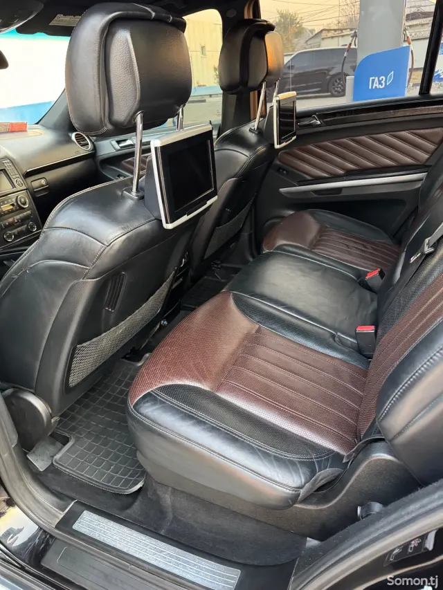 Mercedes-Benz GL class 2012 · 5.0 AT