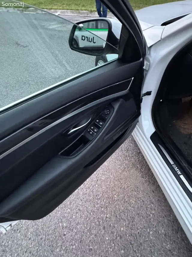 BMW 5 series 2014 · 2.0 AT