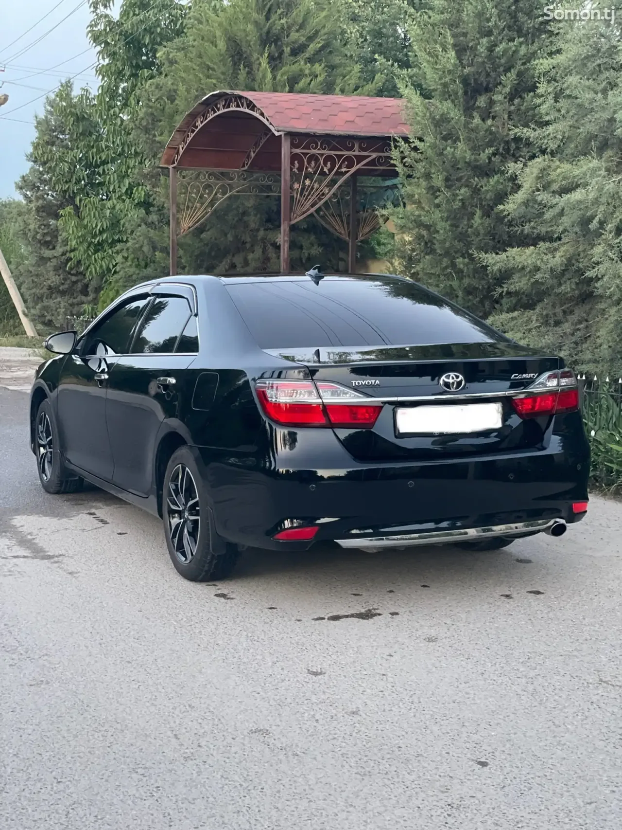 Toyota Camry 2016 · 2.5 AT