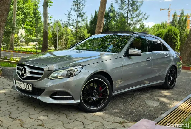 Mercedes-Benz E class 2014 · 3.0 AT