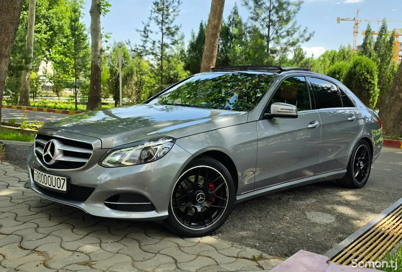 Mercedes-Benz E class 2014 · 3.0 AT