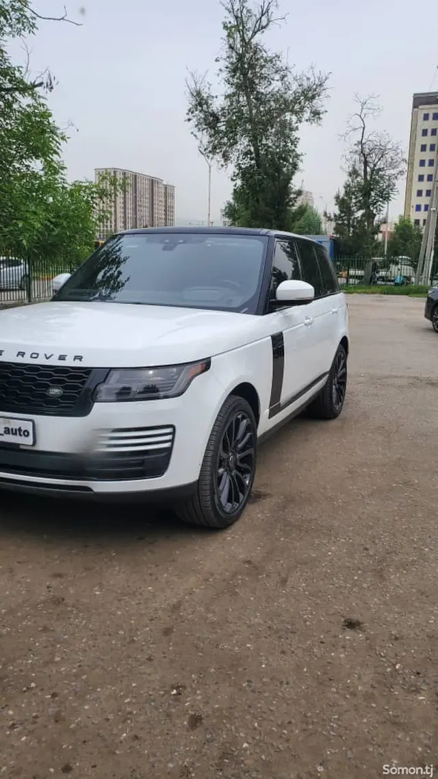 Land Rover Vogue 2018 · 3.0 AT