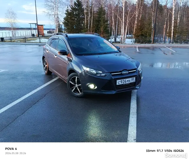 Ford Focus 2012 · 1.6 MT