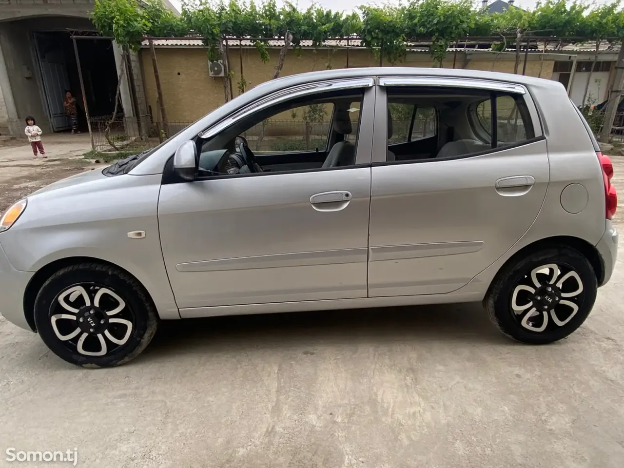 Kia Morning 2009 · 1.4 MT