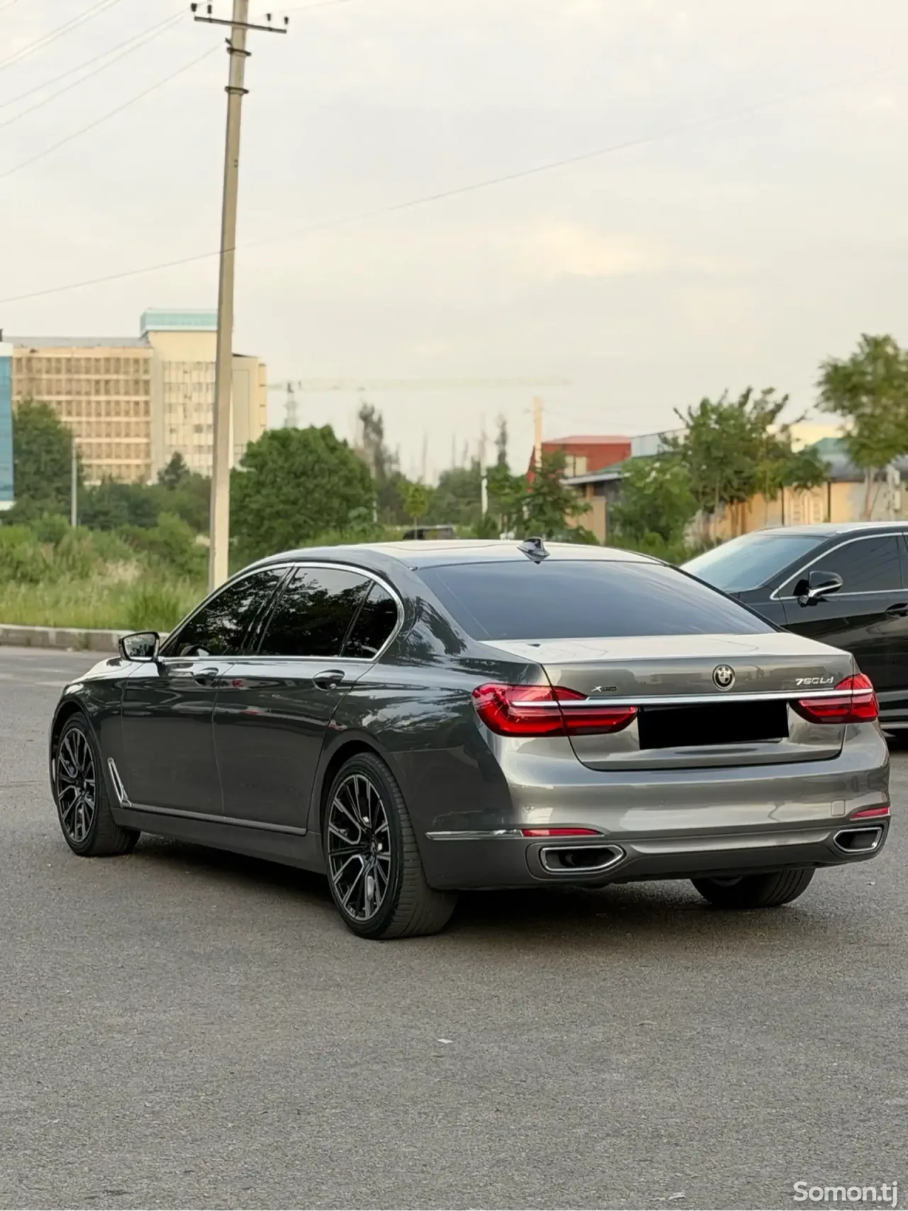 BMW 7 series 2016 · 3.0 AT