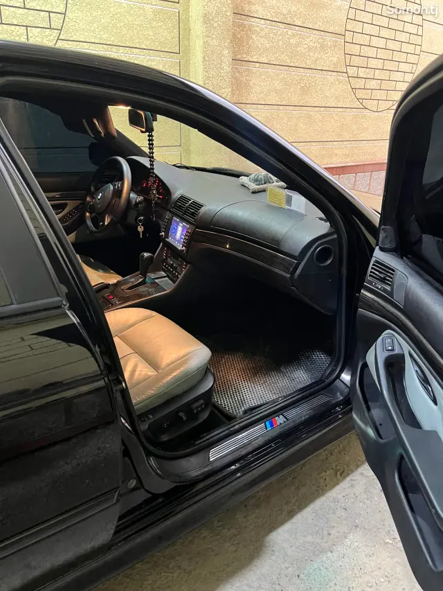 BMW 5 series 2001 · 3.0 AT
