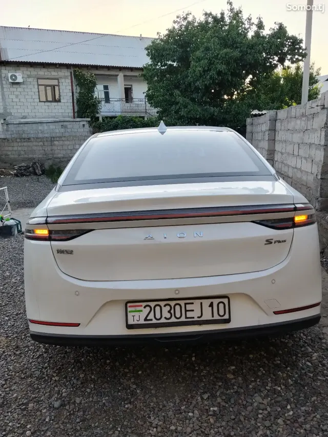 GAC Aion S Plus 2026 · AT