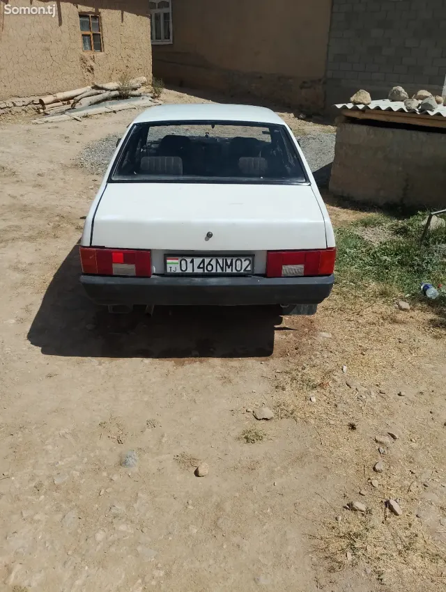 Lada (ВАЗ) 21099 1995 · 1.5 MT