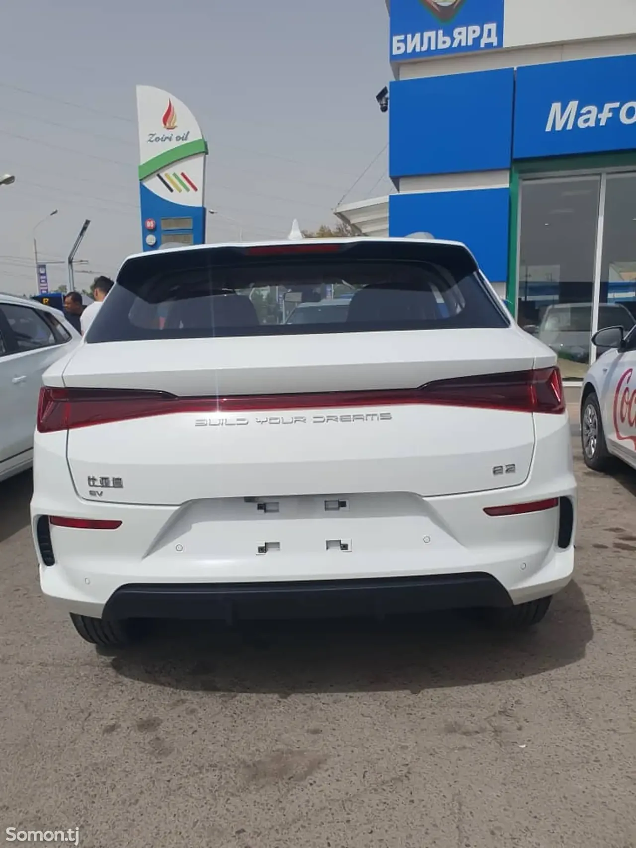 BYD E2 2025 · AMT