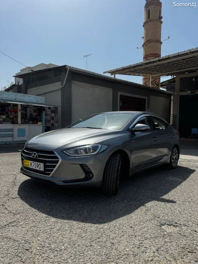 Hyundai Avante 2016 · 1.6 AT