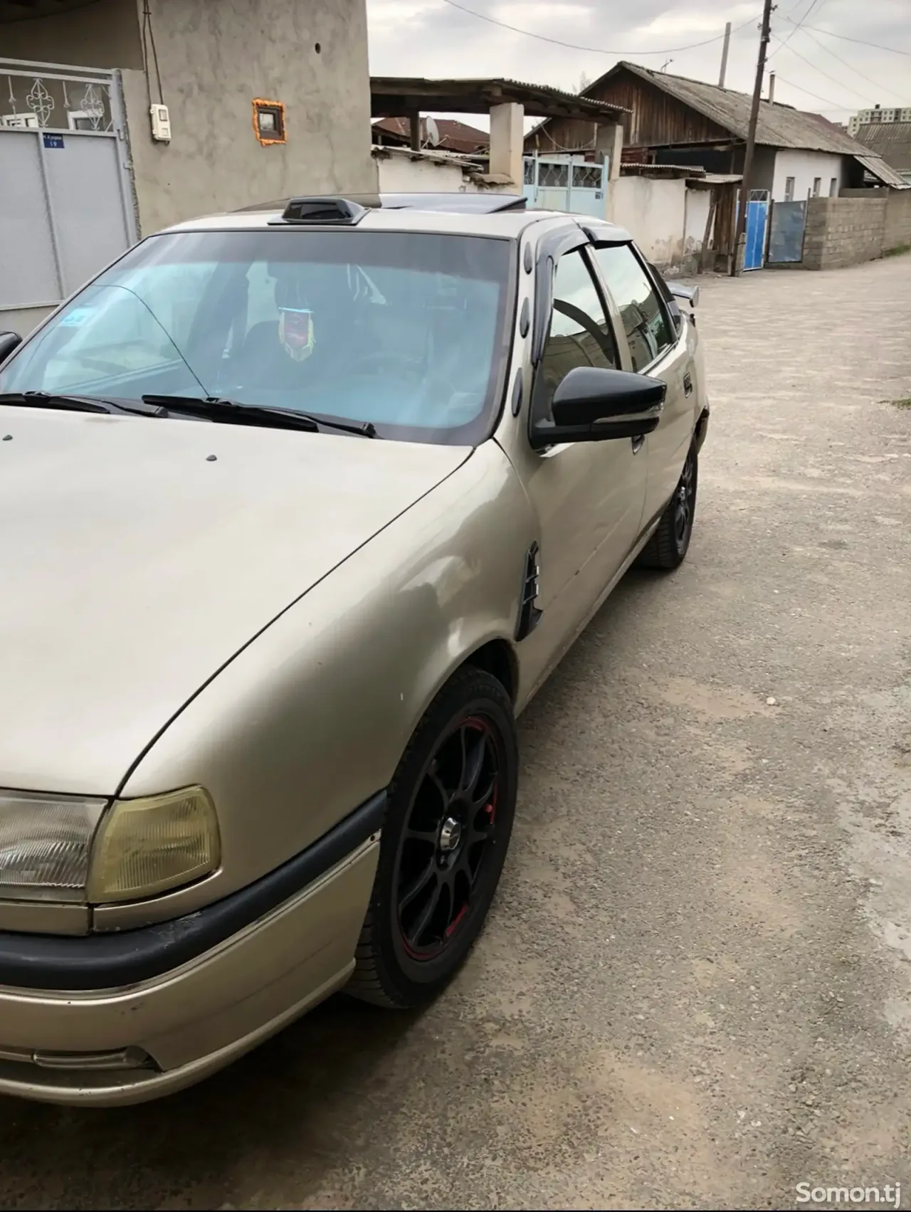 Opel Vectra A 1991 · 1.8 MT