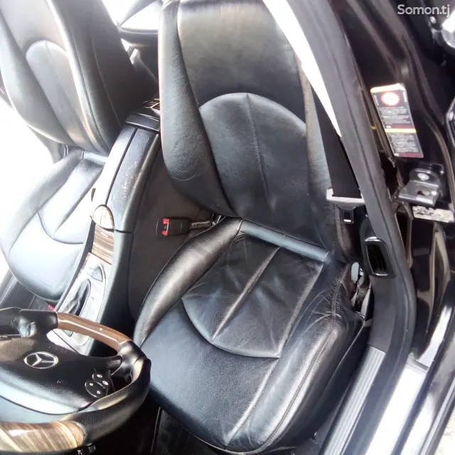 Mercedes-Benz E class 2008 · 3.5 AT