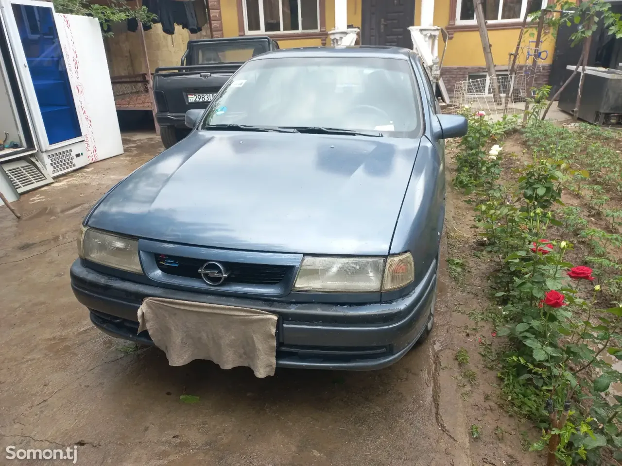 Opel Vectra A 1995 · 1.6 MT