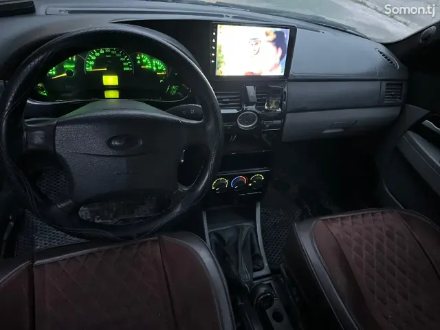 Lada (ВАЗ) 2112 2005 · 1.6 MT