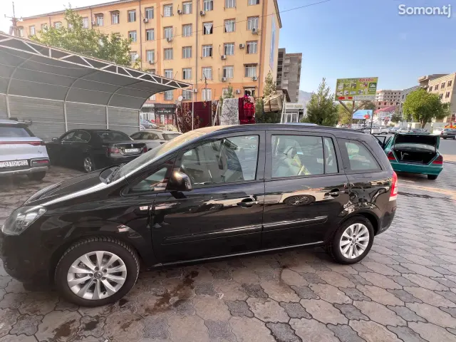 Opel Zafira 2014 · 1.8 MT