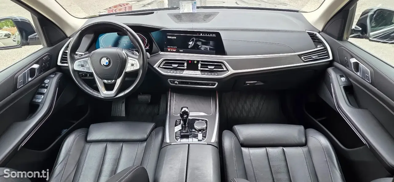 BMW X7 2022 · 4.0 AT
