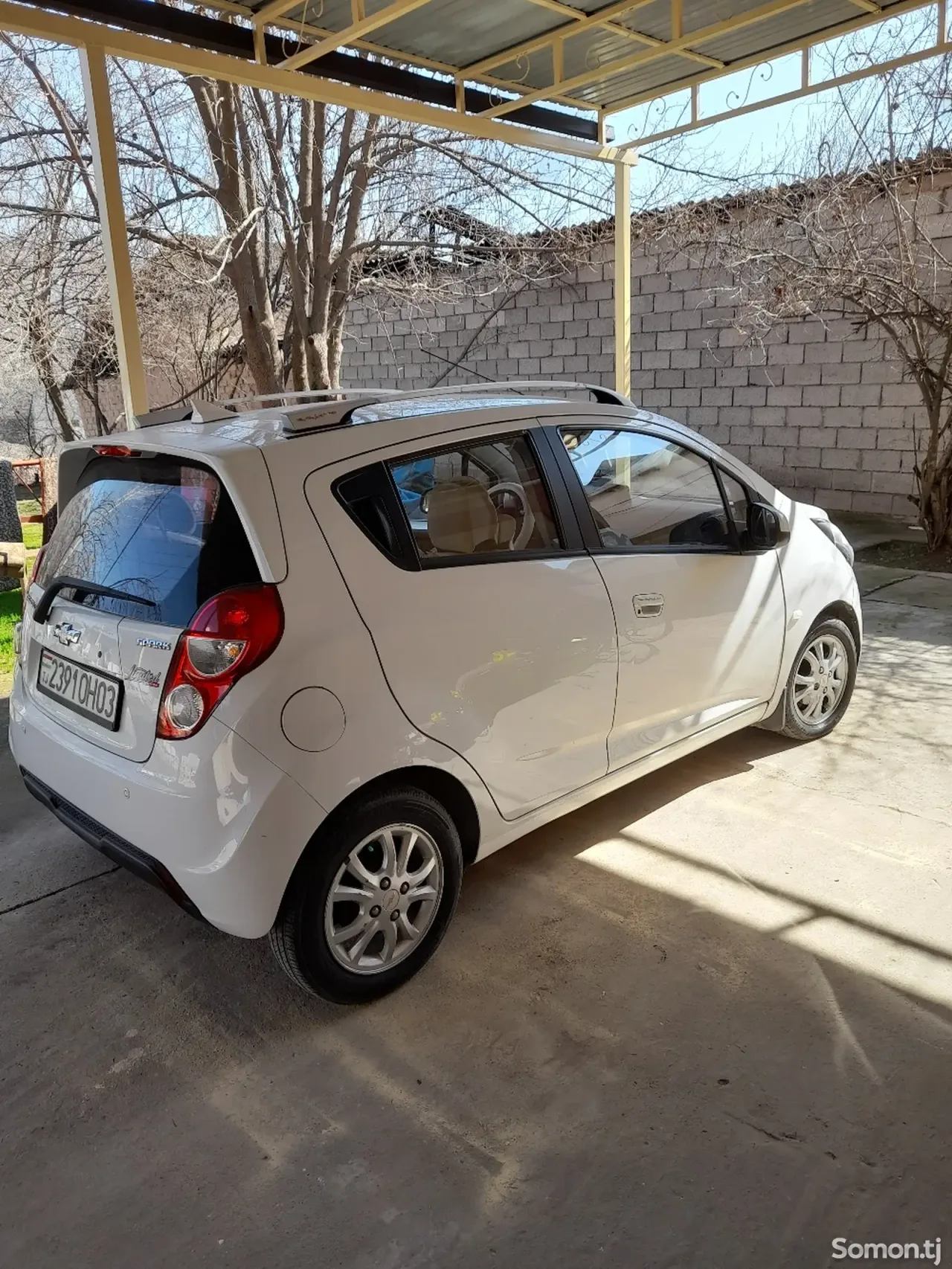 Chevrolet Spark 2014 · 1.1 AT