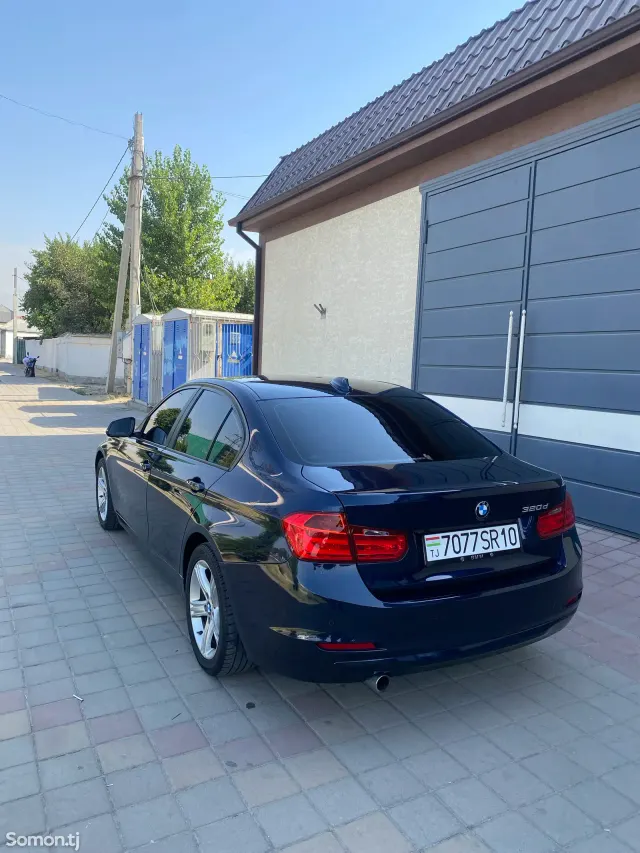 BMW 3 series 2014 · 2.0 AT