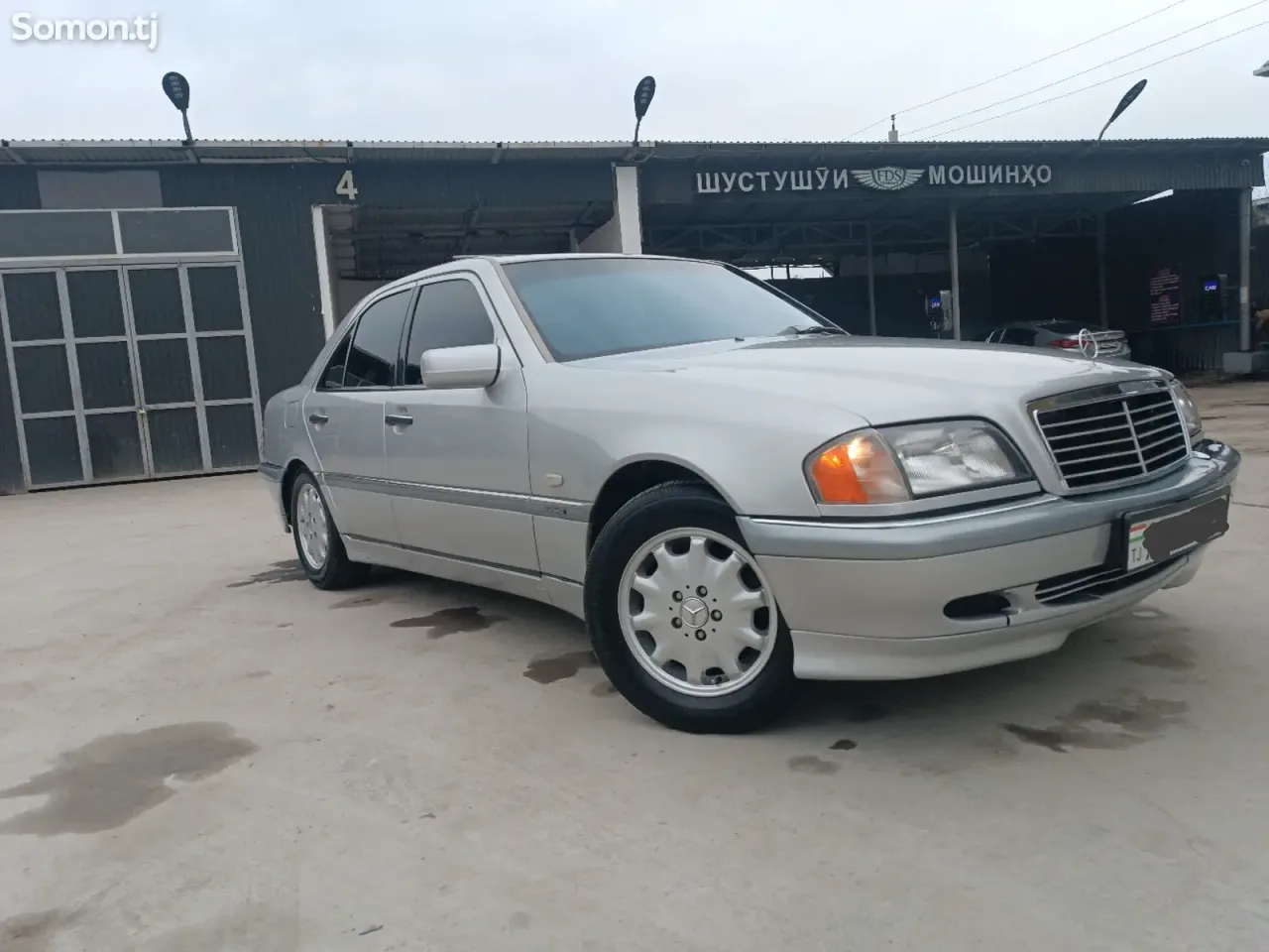 Mercedes-Benz C class 1998 · 2.0 AT