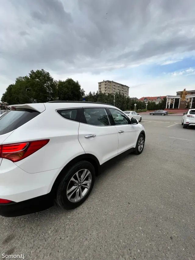 Hyundai Santa Fe 2014 · 2.0 AT