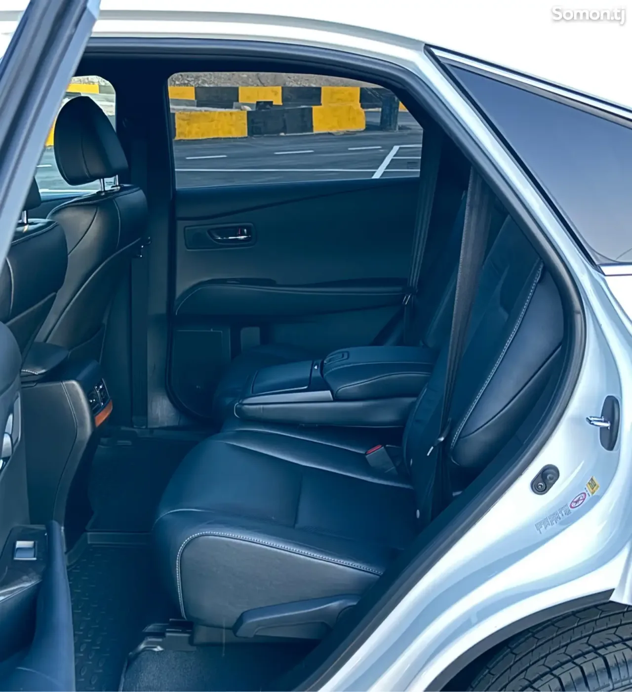 Lexus RX series 2015 · 3.5 AT
