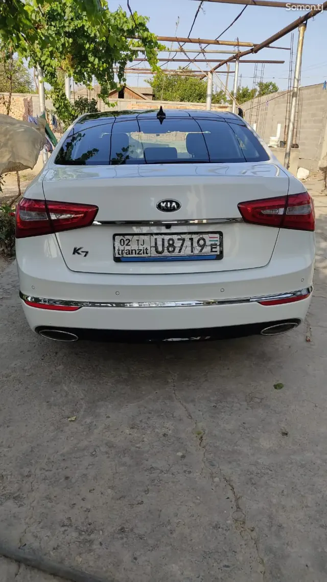 Kia K7 2014 · 3.0 AT