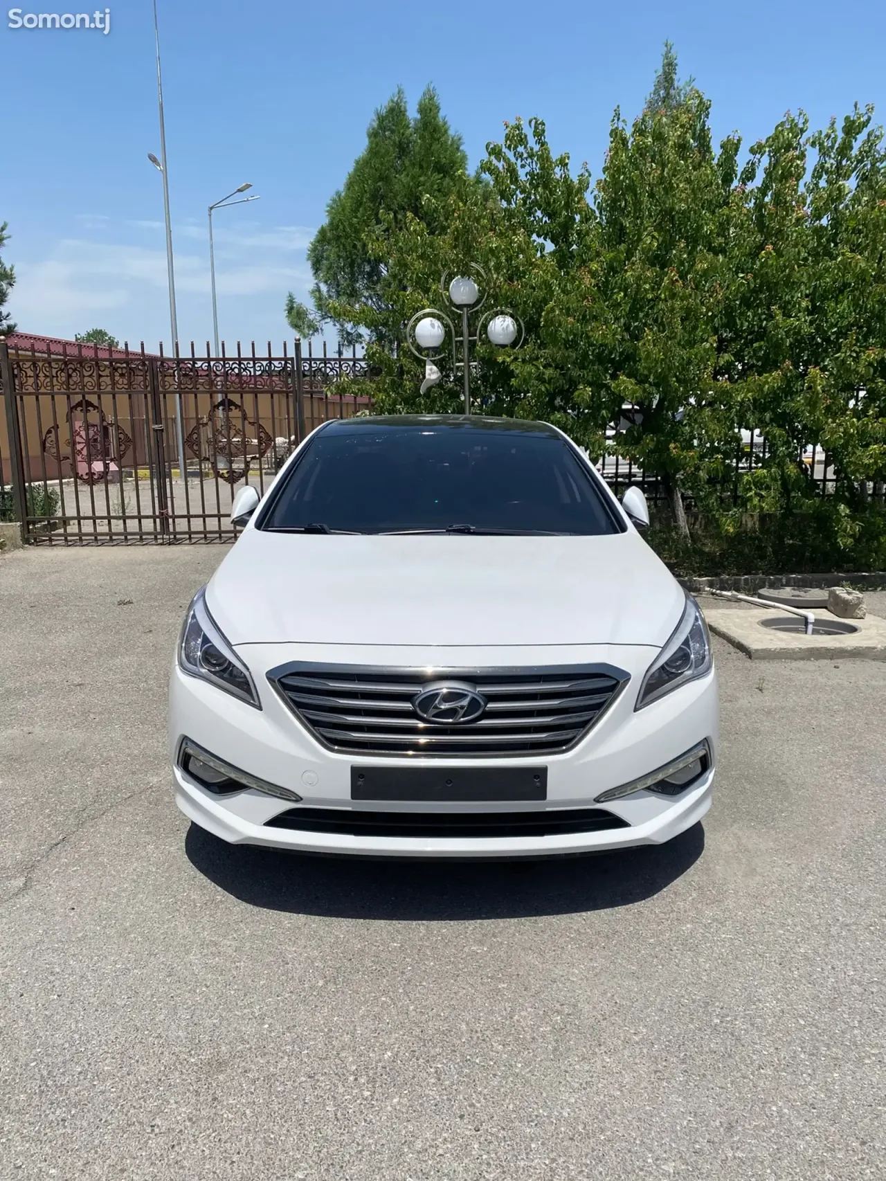 Hyundai Sonata 2015 · 2.0 AT