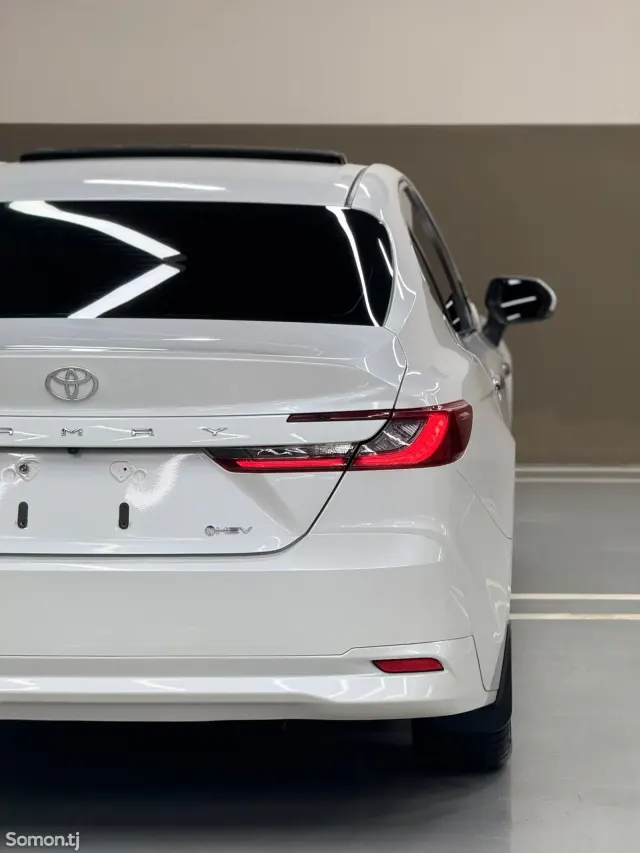 Toyota Camry 2024 · 2.0 AT