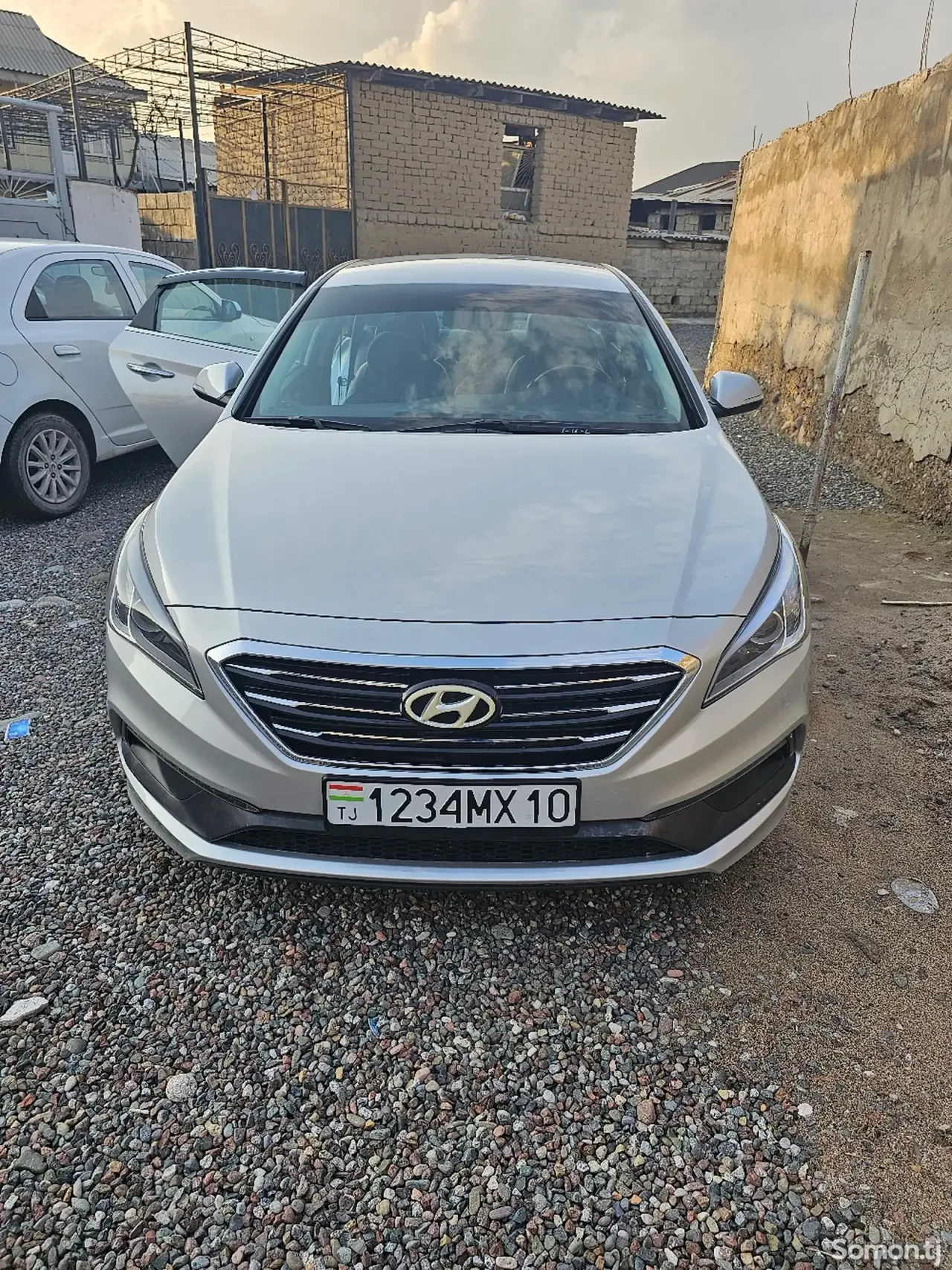 Hyundai Sonata 2015 · 2.0 AT