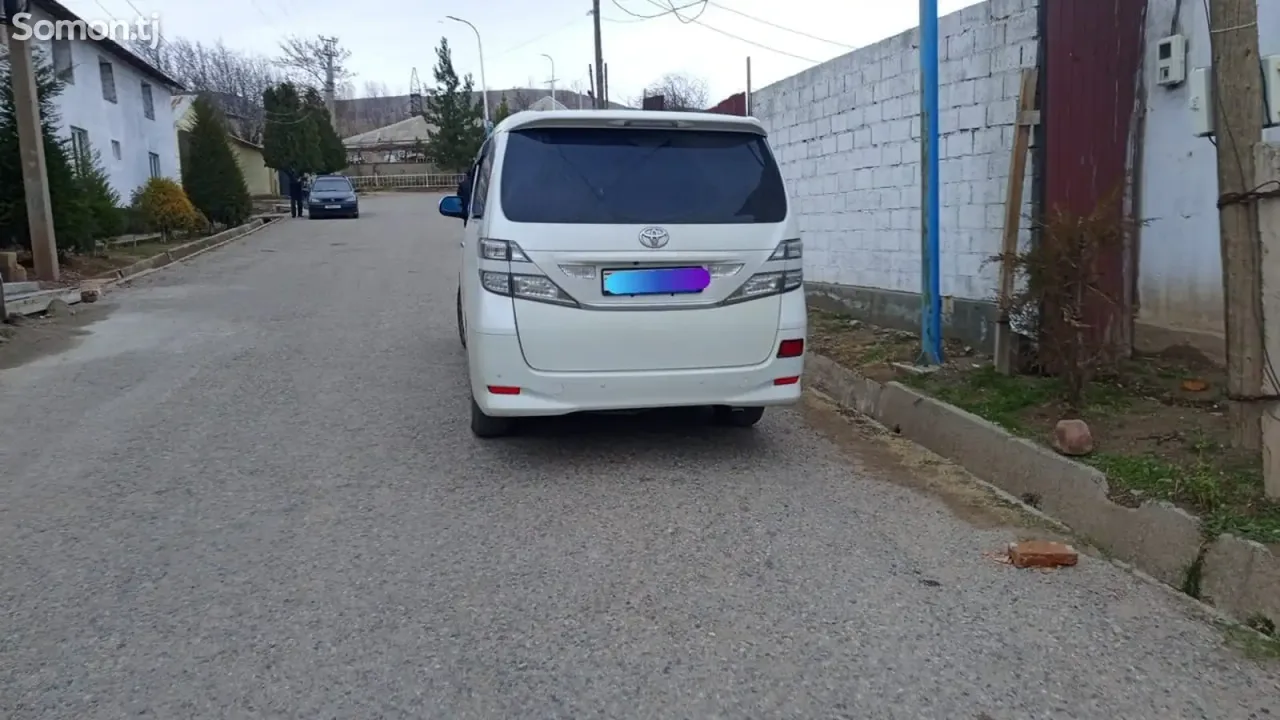 Toyota Vellfire 2008 · 2.4 AT