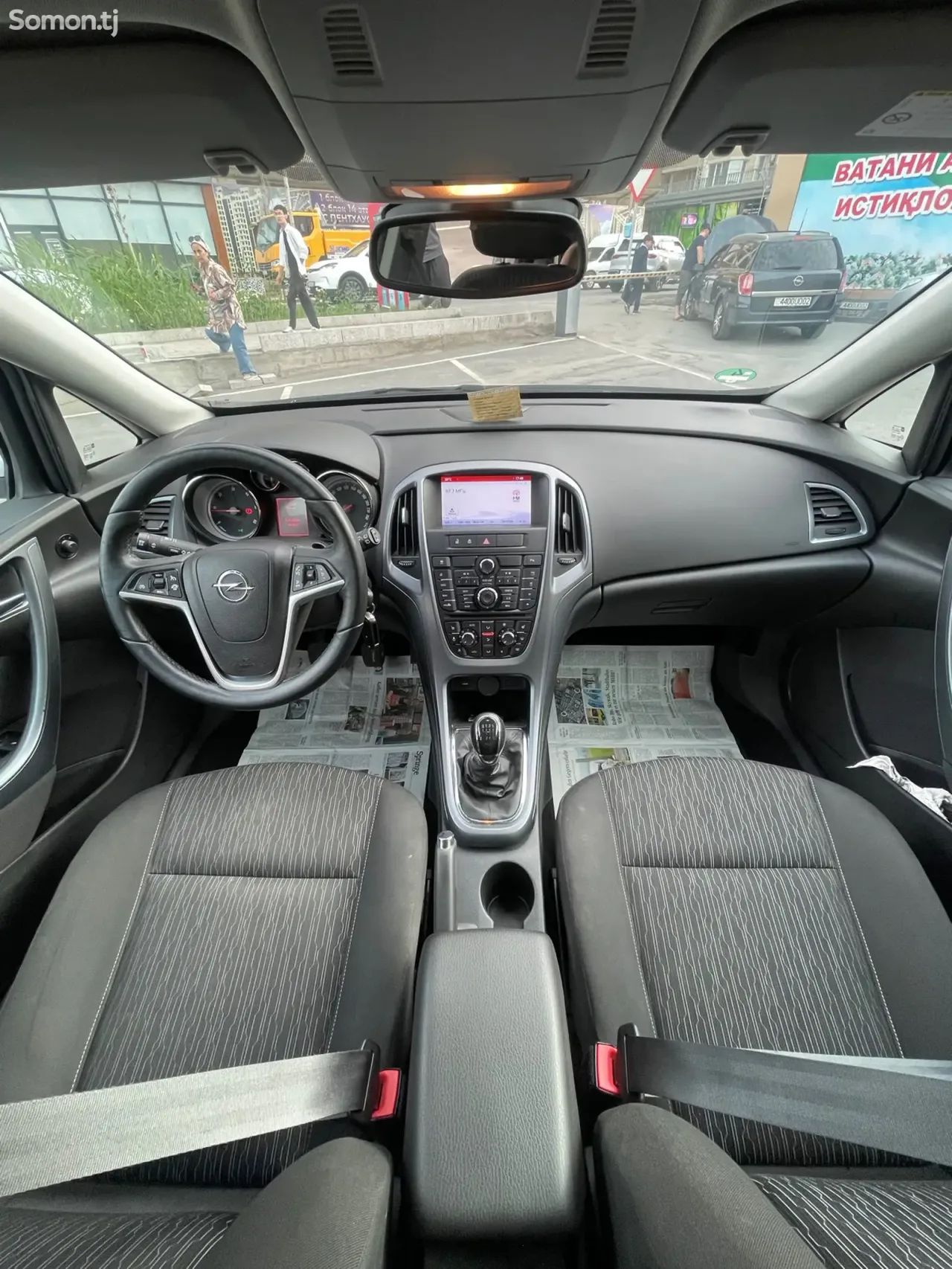 Opel Astra J 2014 · 1.7 MT