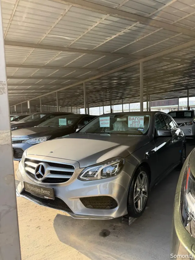 Mercedes-Benz E class 2015 · 3.5 AT