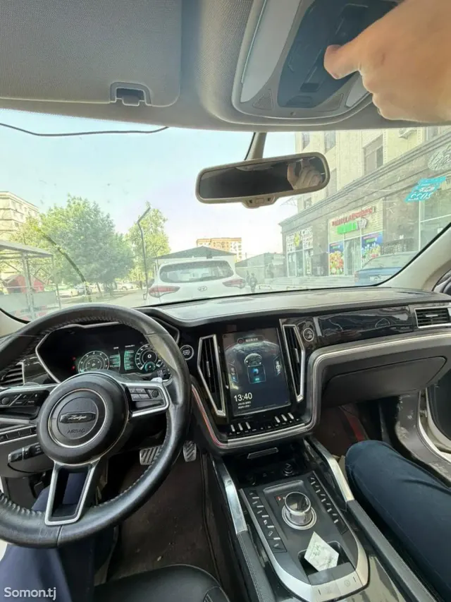 Zotye T700 2018 · 1.8 AT
