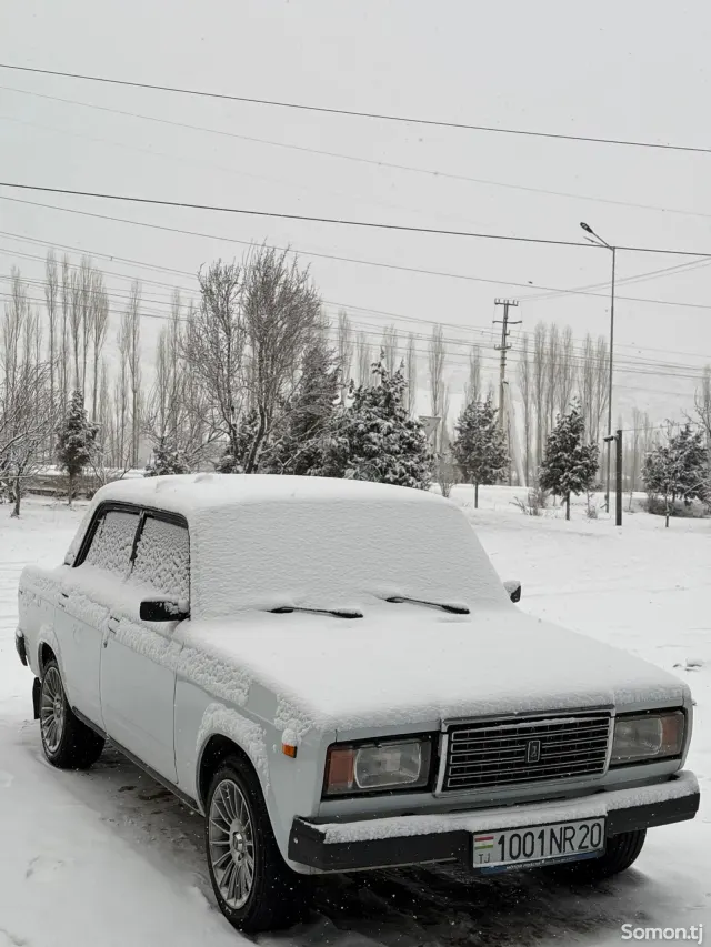 Lada (ВАЗ) 2107 2003 · 1.6 MT