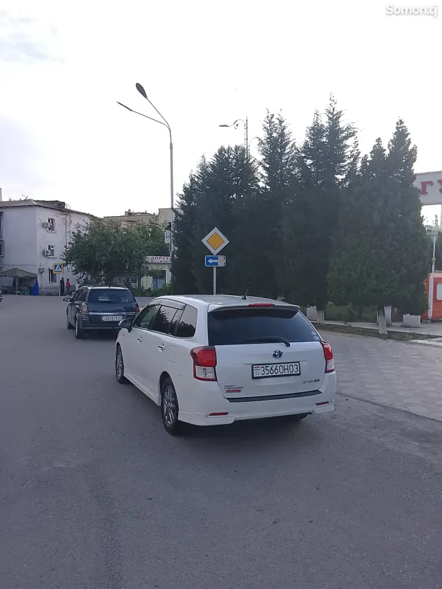Toyota Fielder 2014 · 1.5 AT