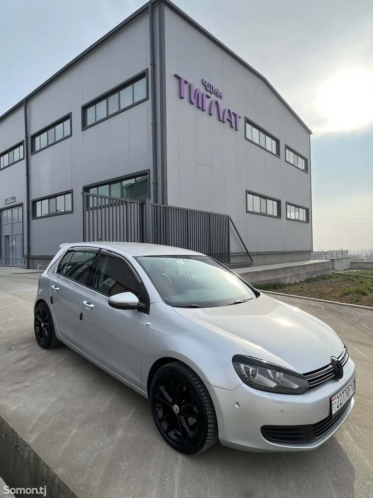 Volkswagen Golf 2012 · 1.6 AT