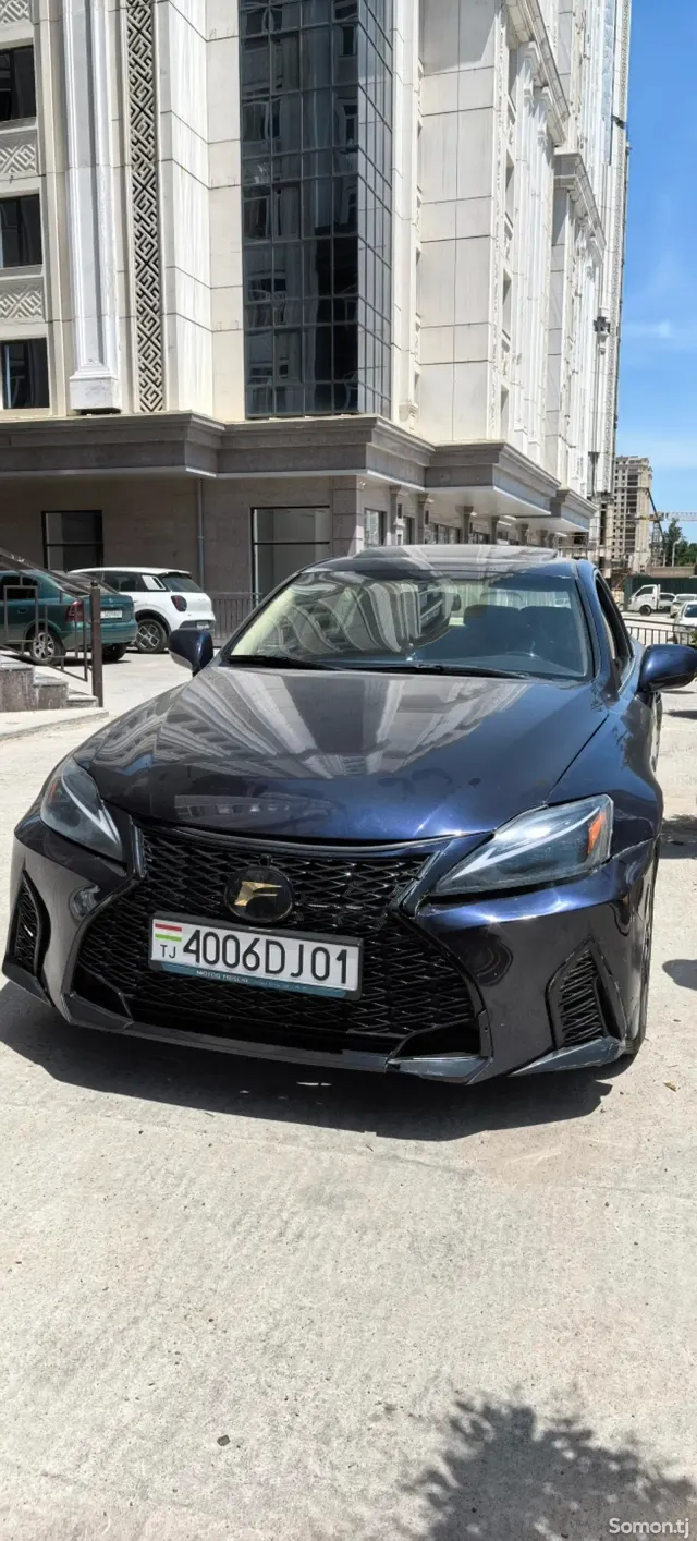 Lexus IS series 2008 · 2.5 AT