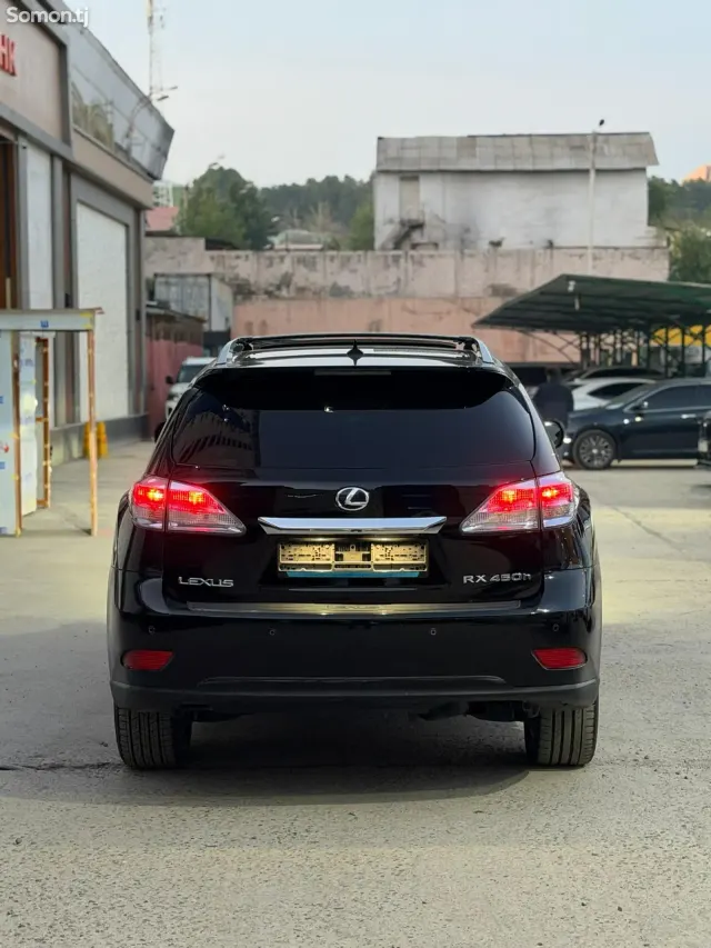 Lexus RX series 2011 · 4.5 AT