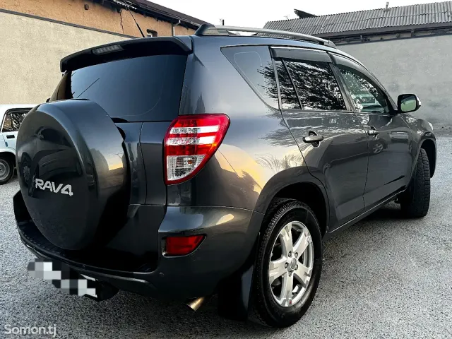Toyota RAV 4 2012 · 2.0 AT
