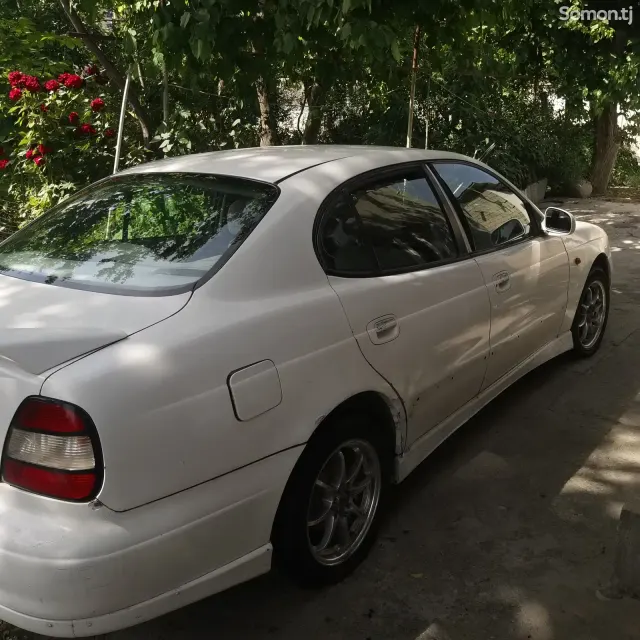 Daewoo Leganza 1997 · 1.8 MT